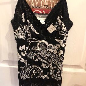 NWT white goose black market floral cami tank top